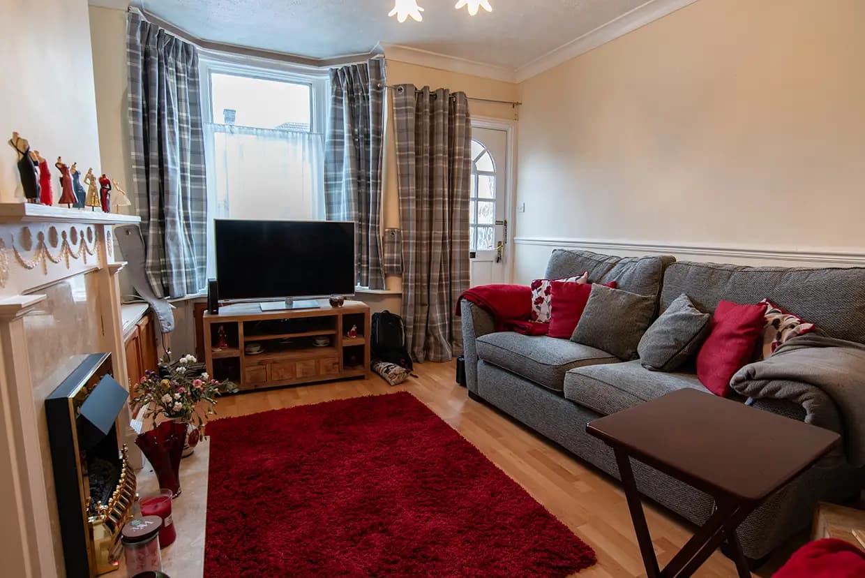 property photo 2 of 22