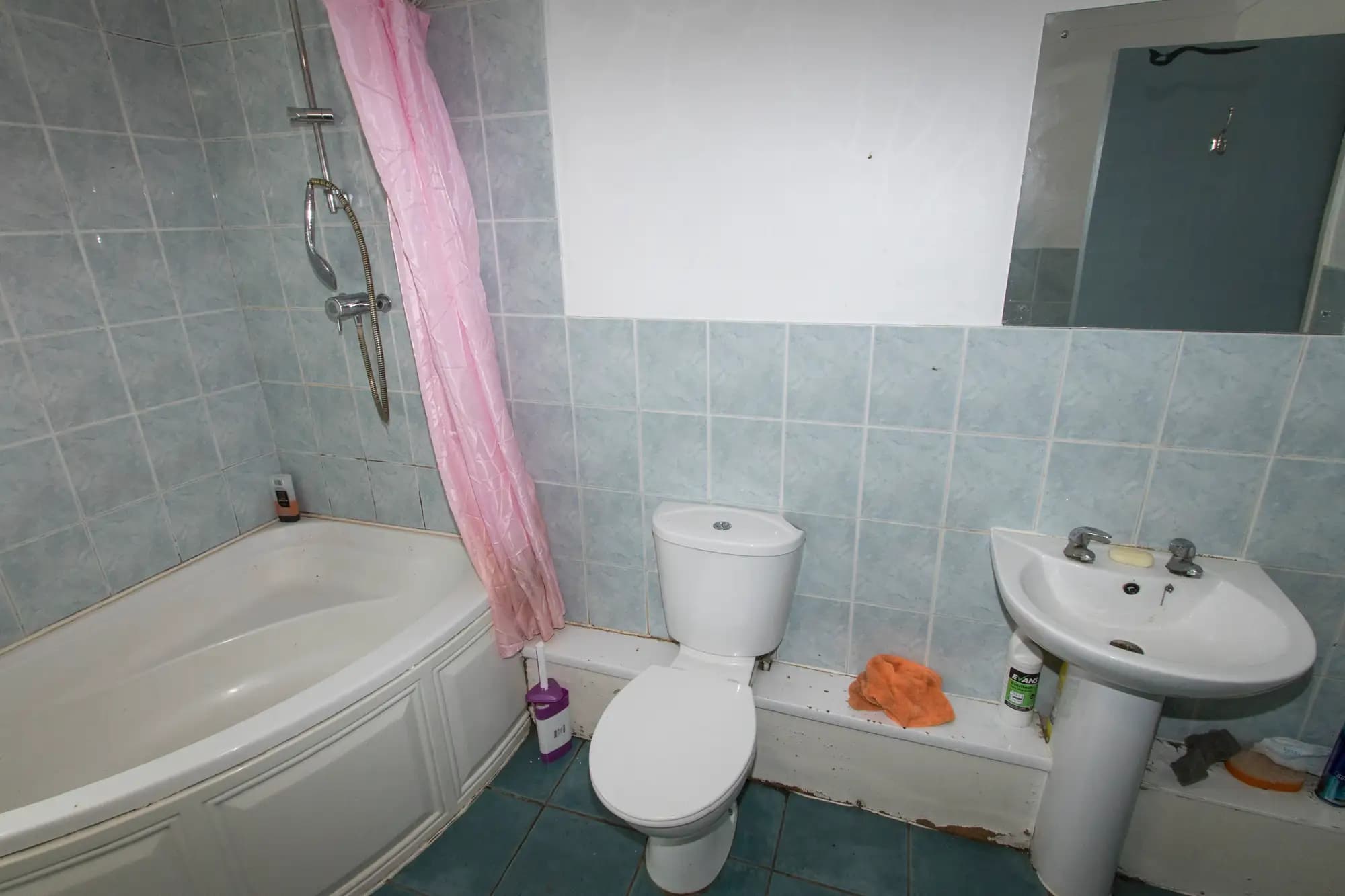 property photo 10 of 15