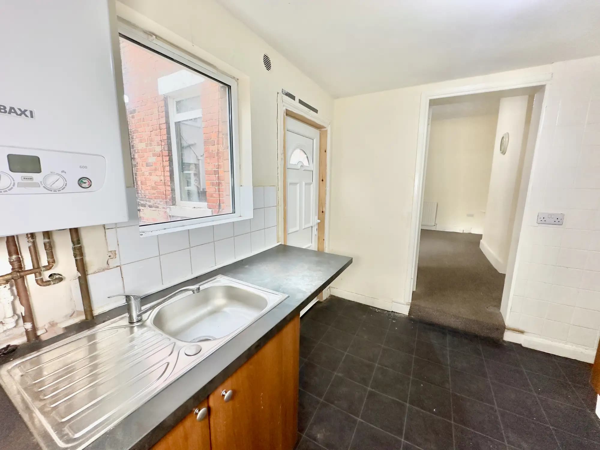 property photo 21 of 30