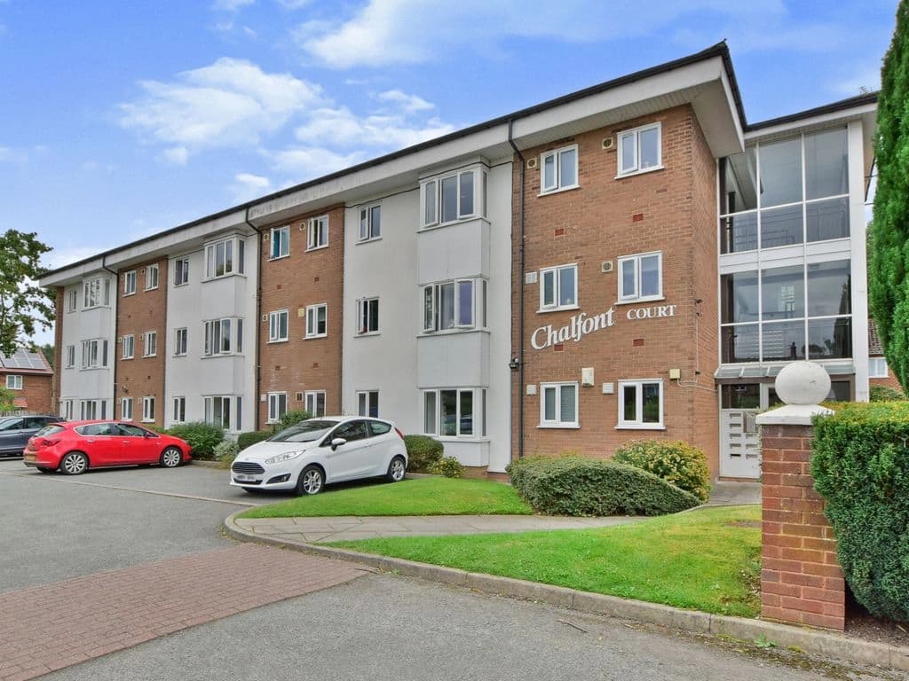 property photo 12 of 15