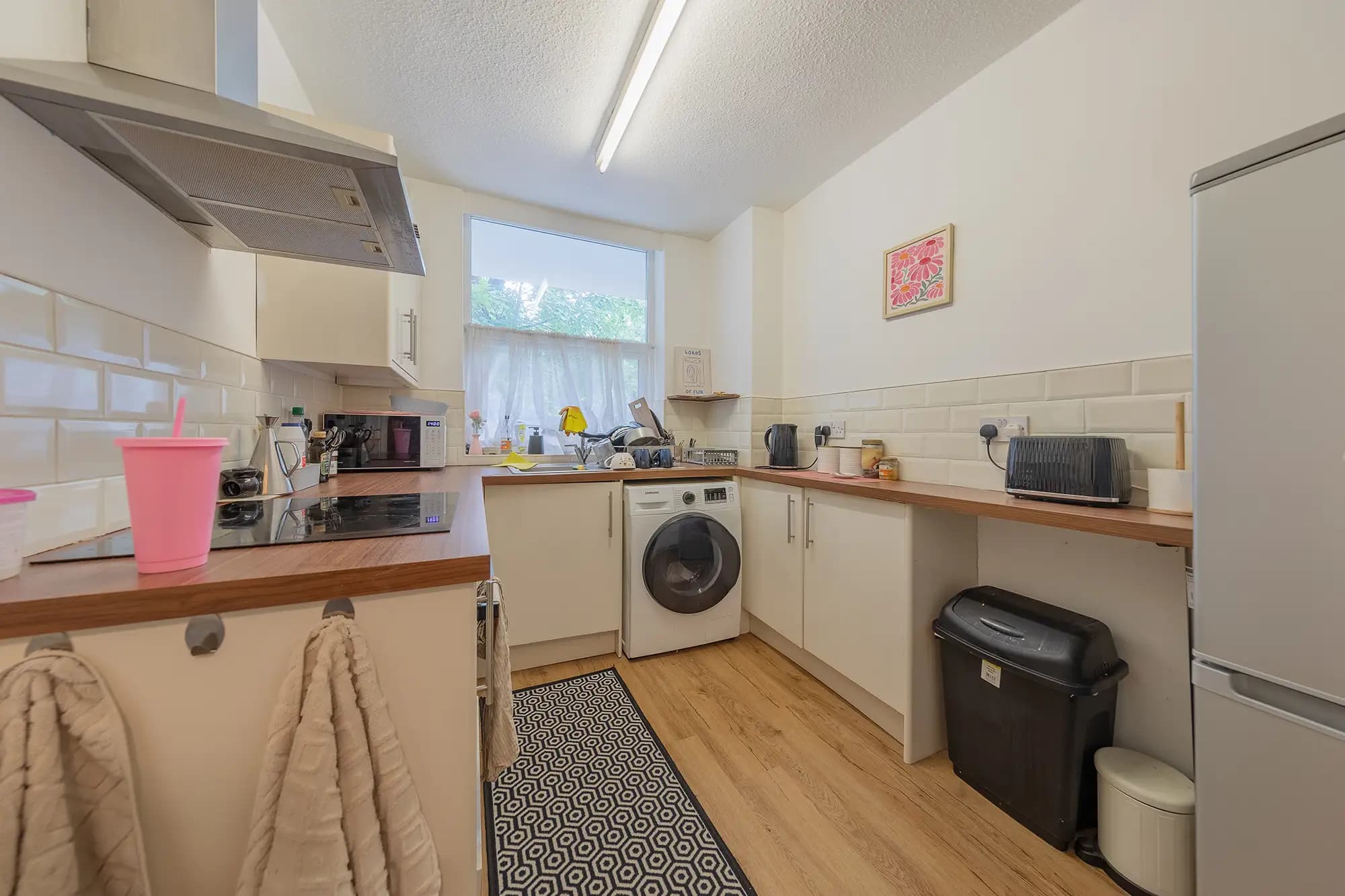 property photo 6 of 18