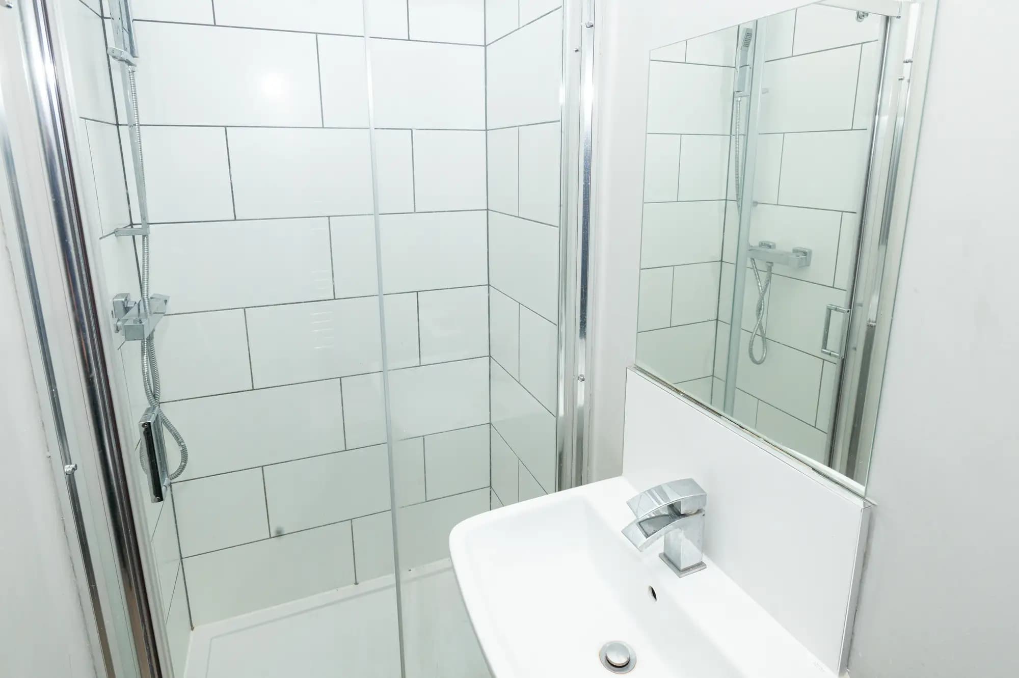 property photo 13 of 27