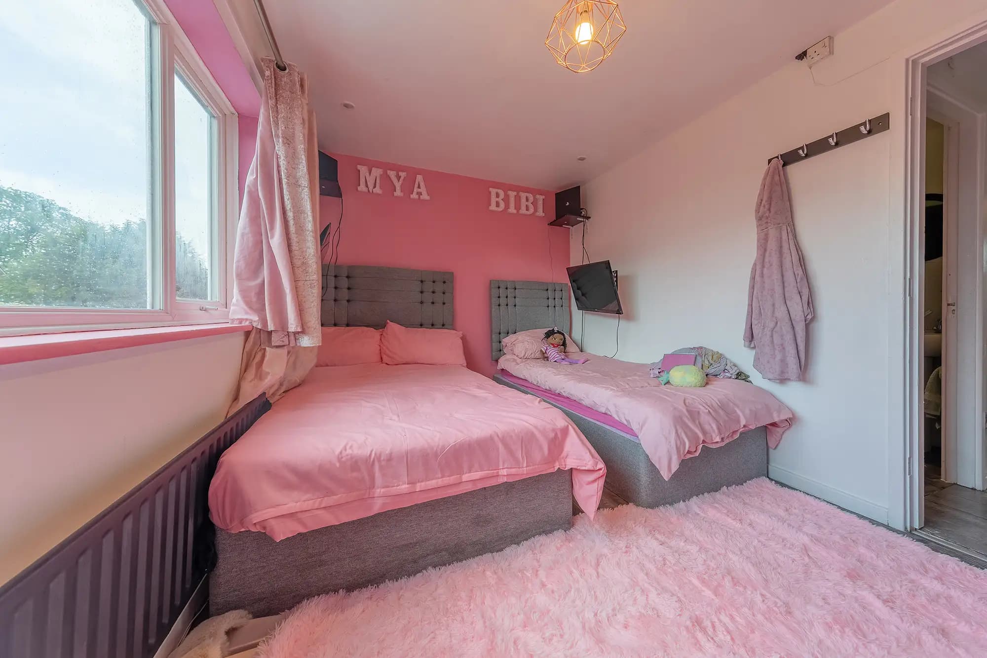 property photo 12 of 23