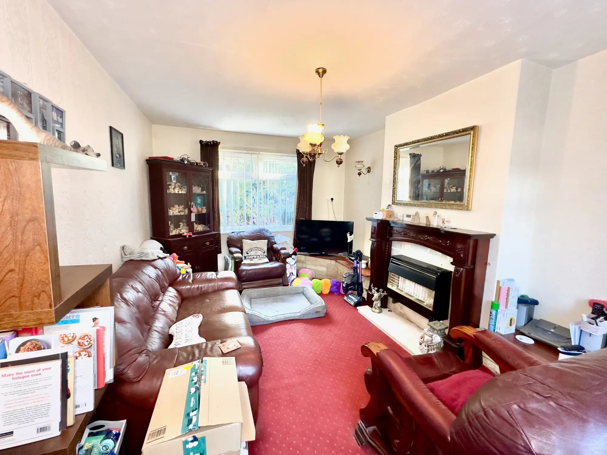 property photo 4 of 25