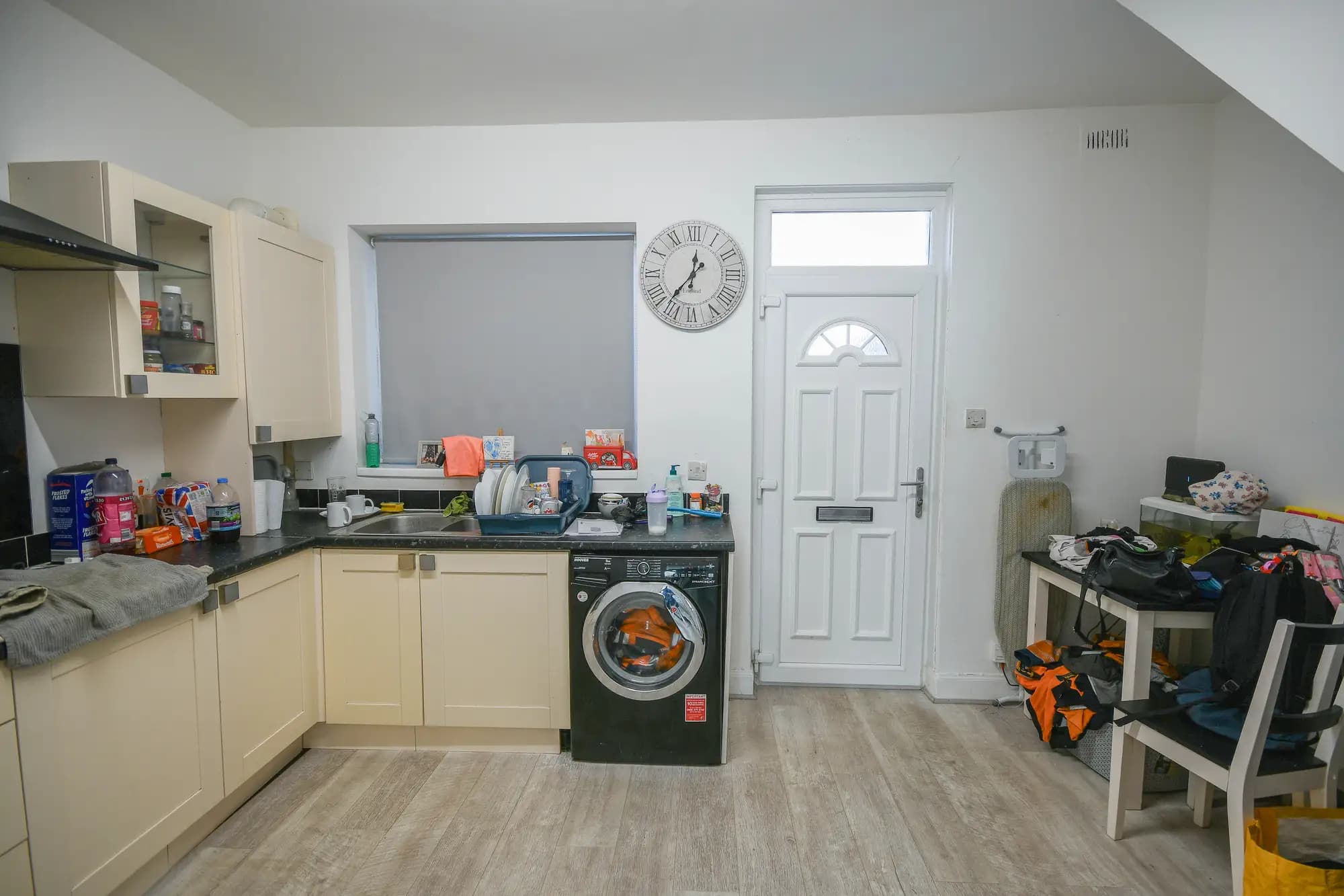 property photo 5 of 15