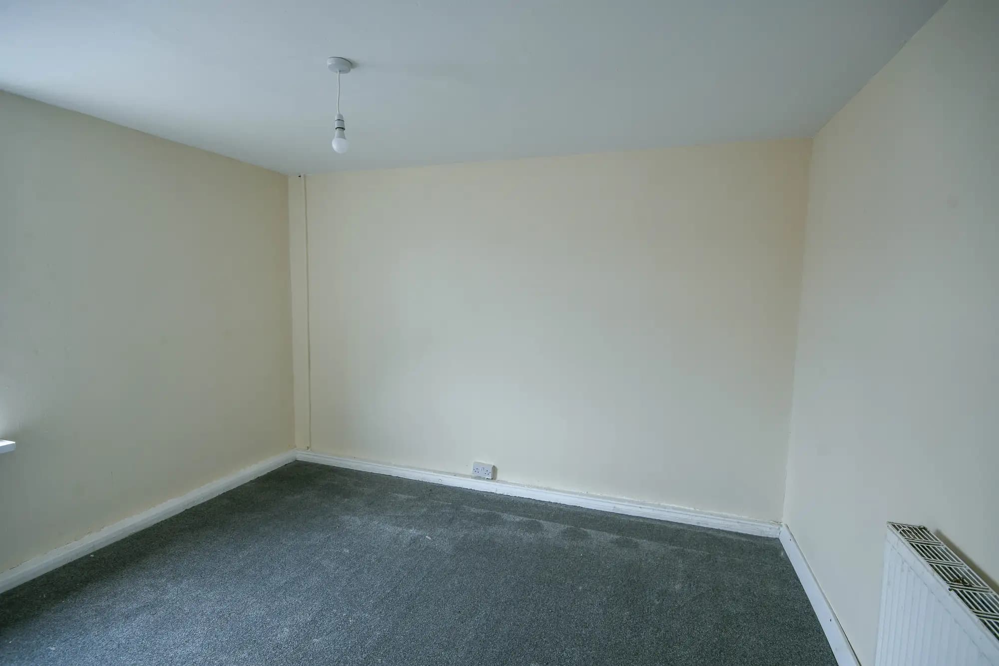 property photo 11 of 20