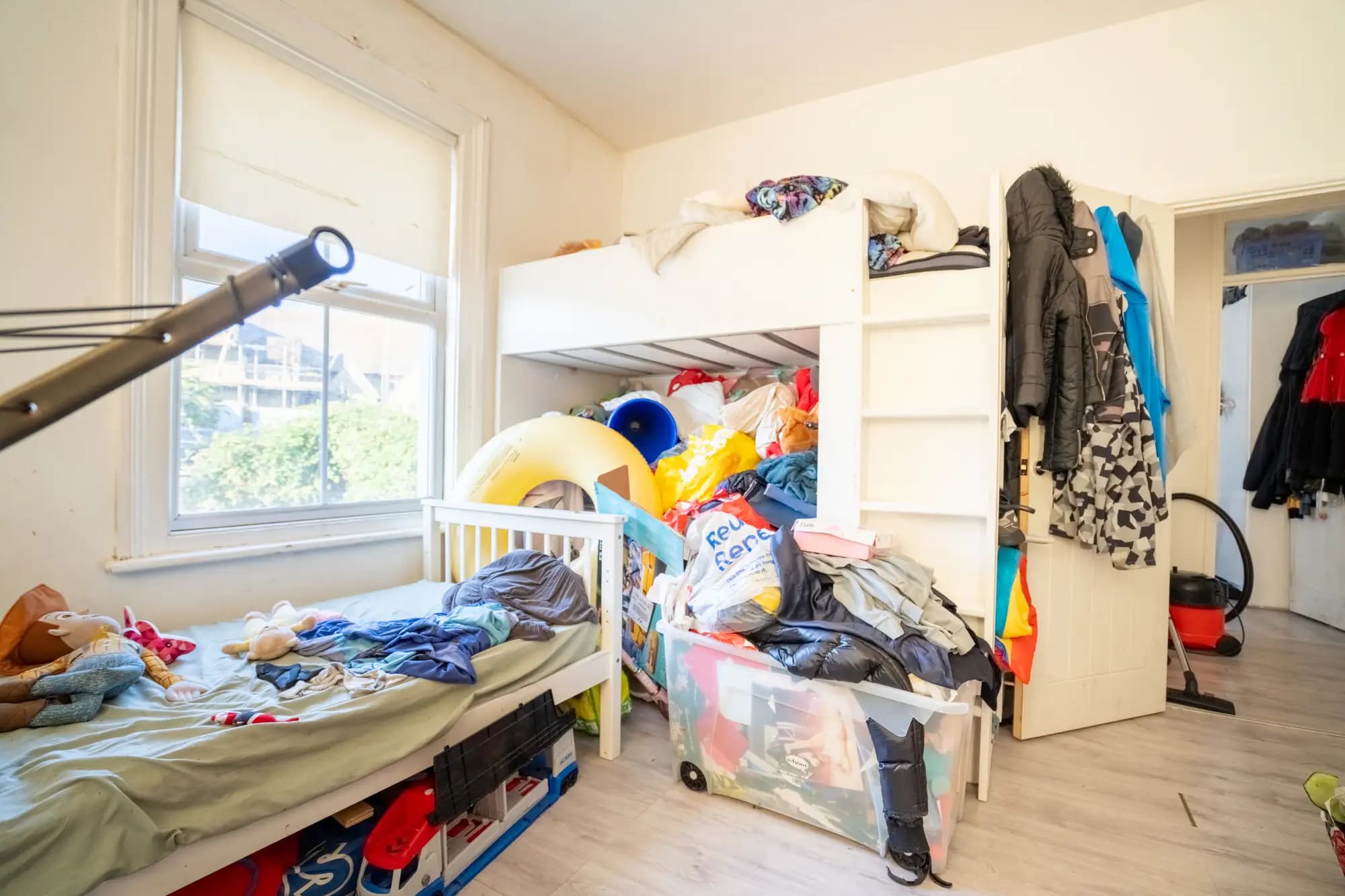 property photo 10 of 11