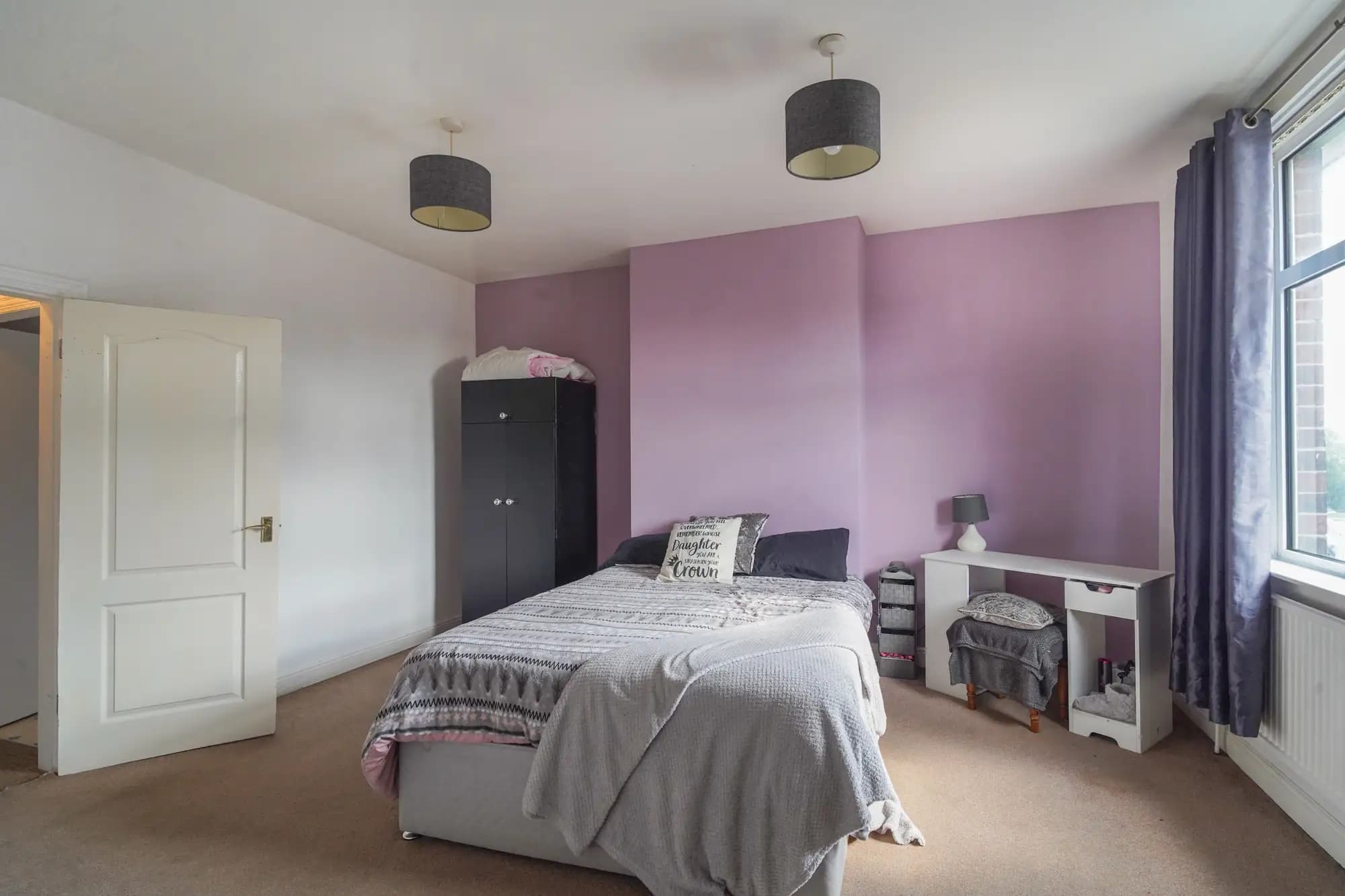 property photo 11 of 28