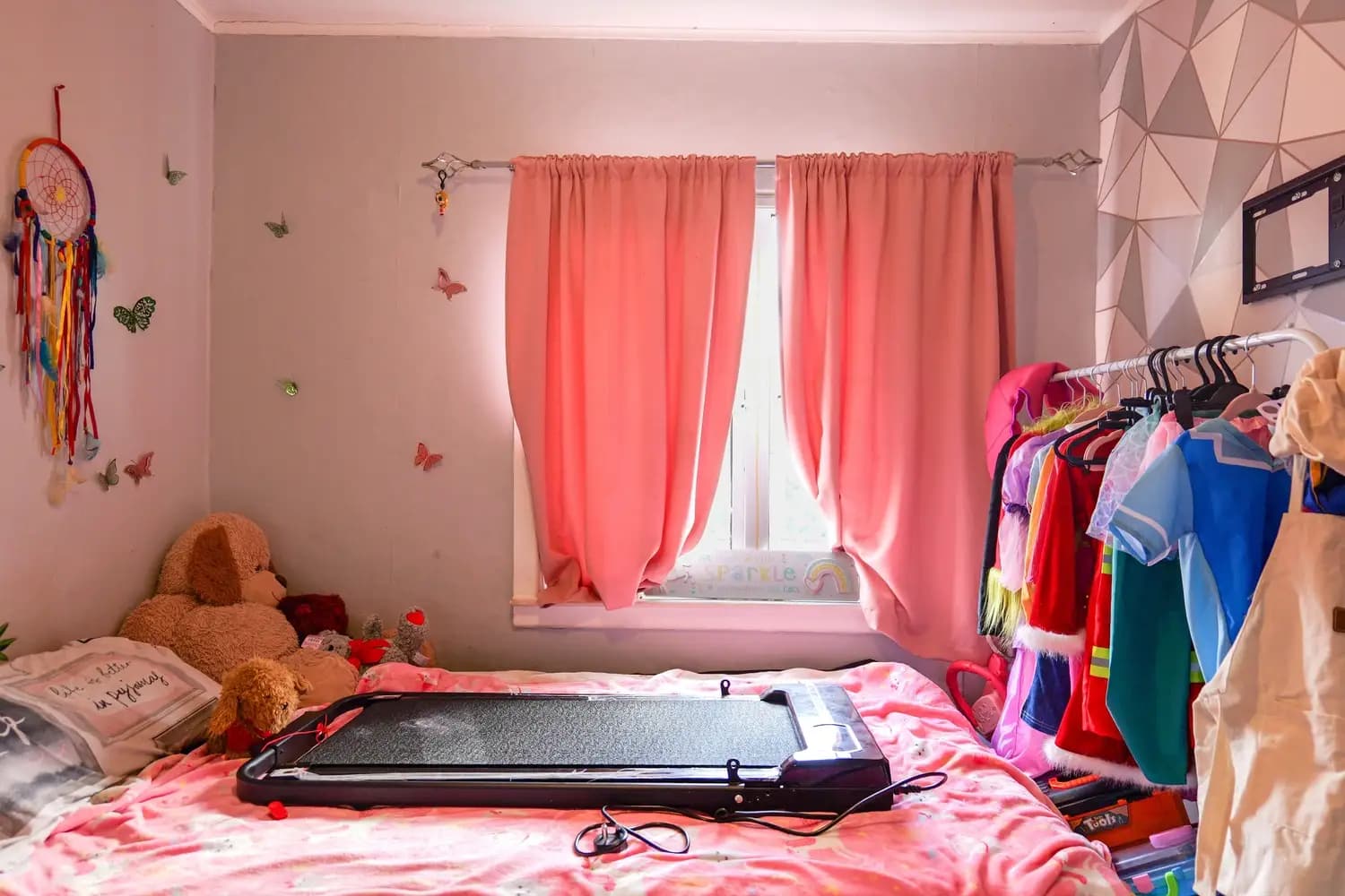 property photo 11 of 30