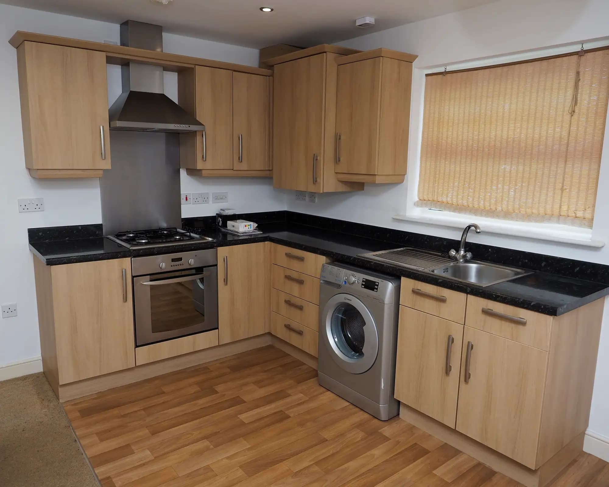 property photo 5 of 22