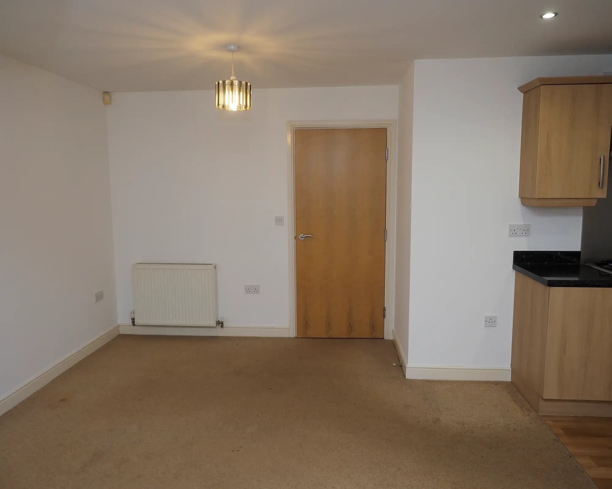 property photo 4 of 22