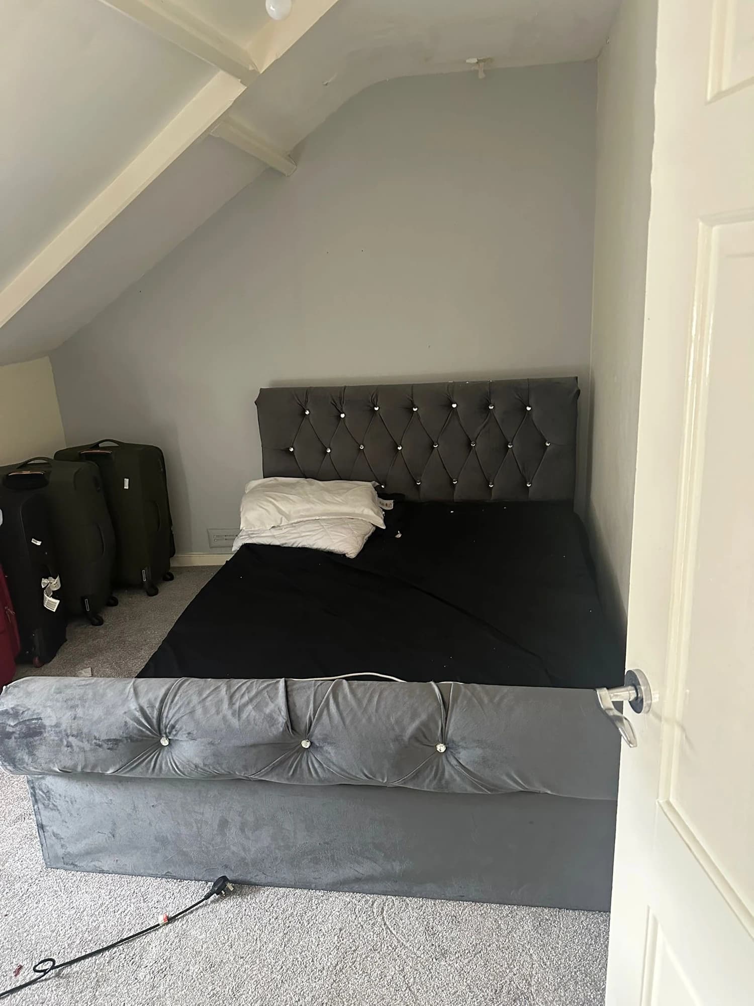 property photo 12 of 17
