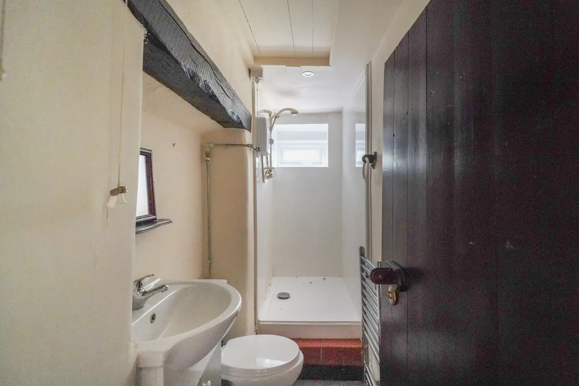 property photo 13 of 27
