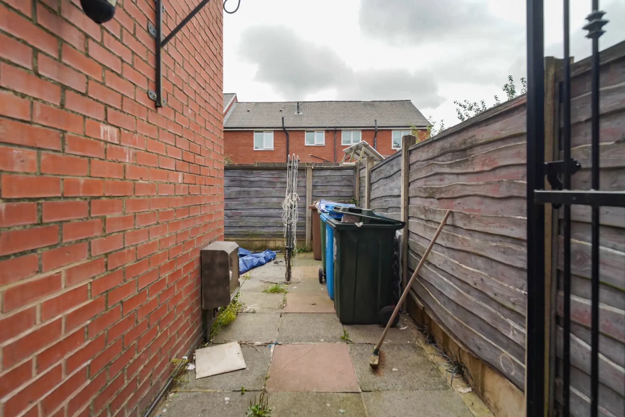 property photo 25 of 30