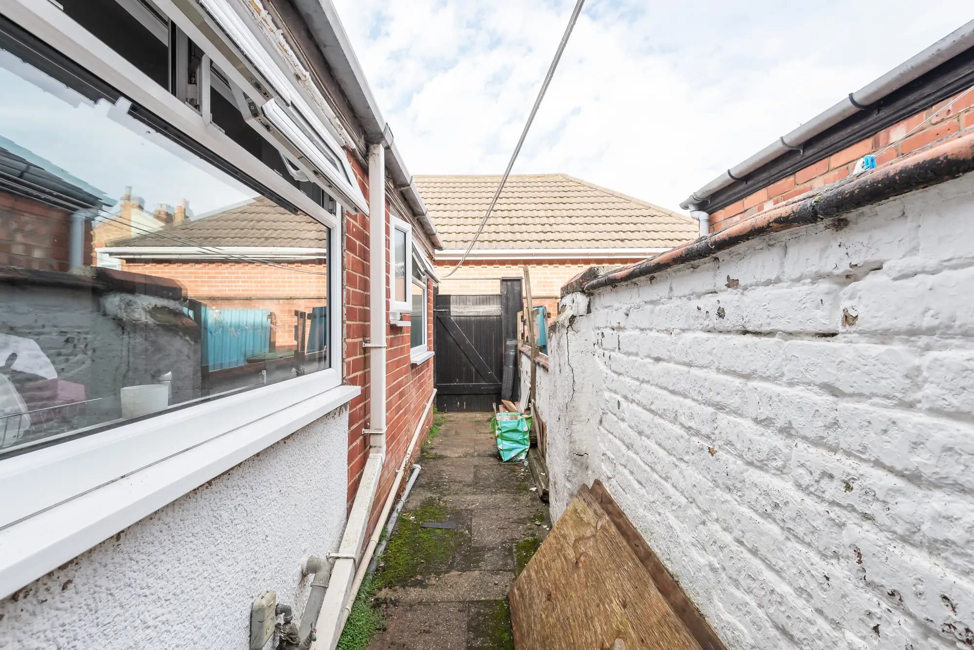 property photo 16 of 17