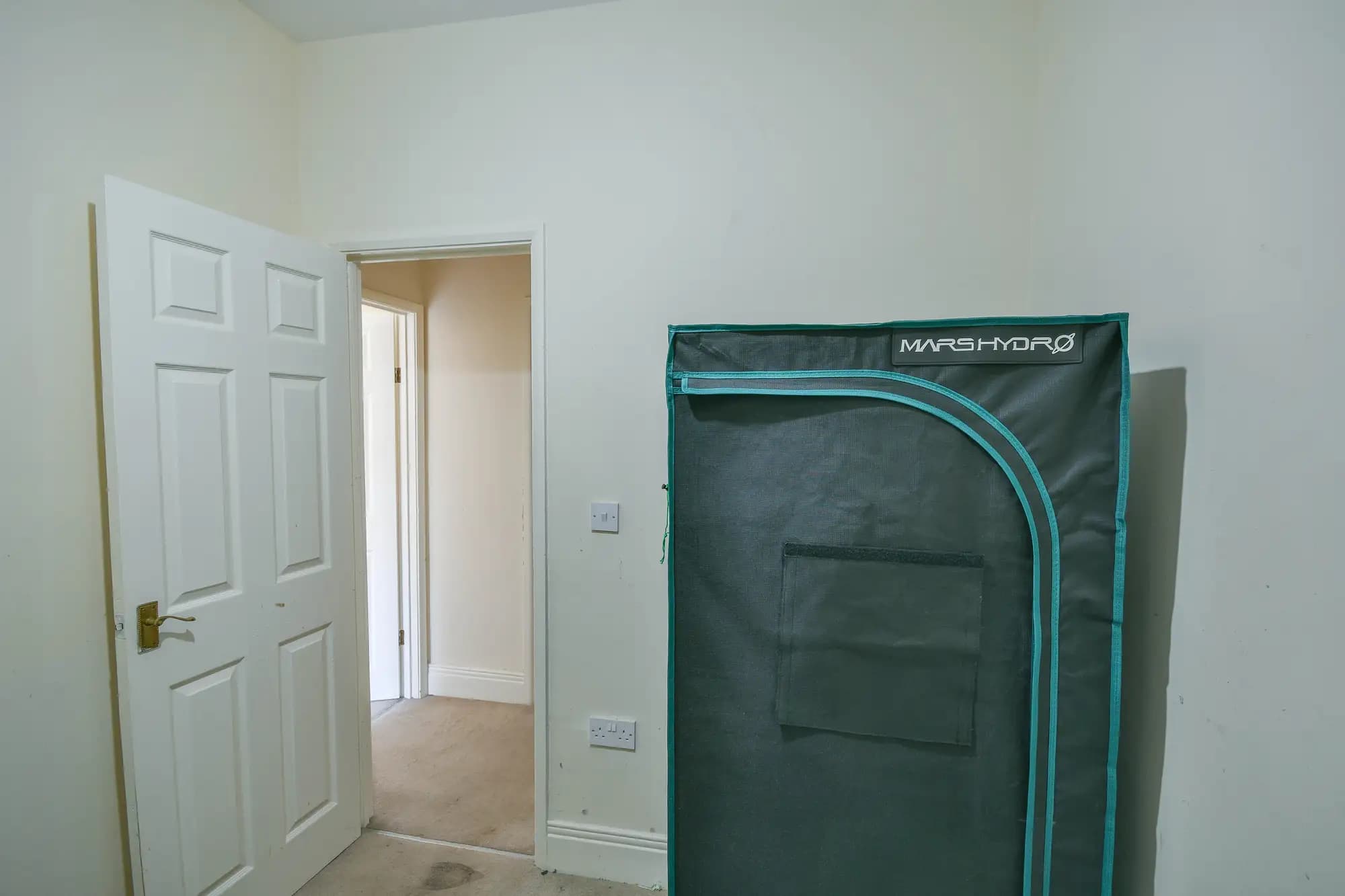property photo 15 of 20