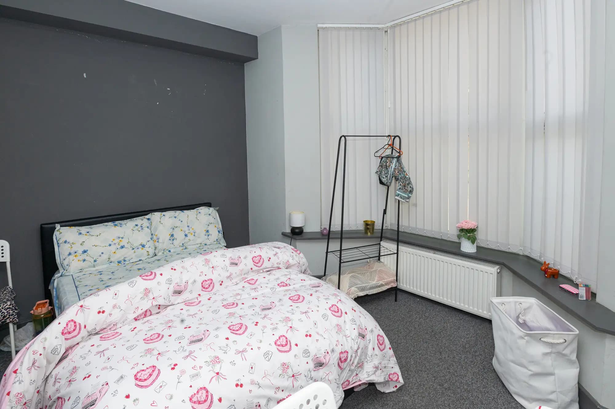 property photo 19 of 27