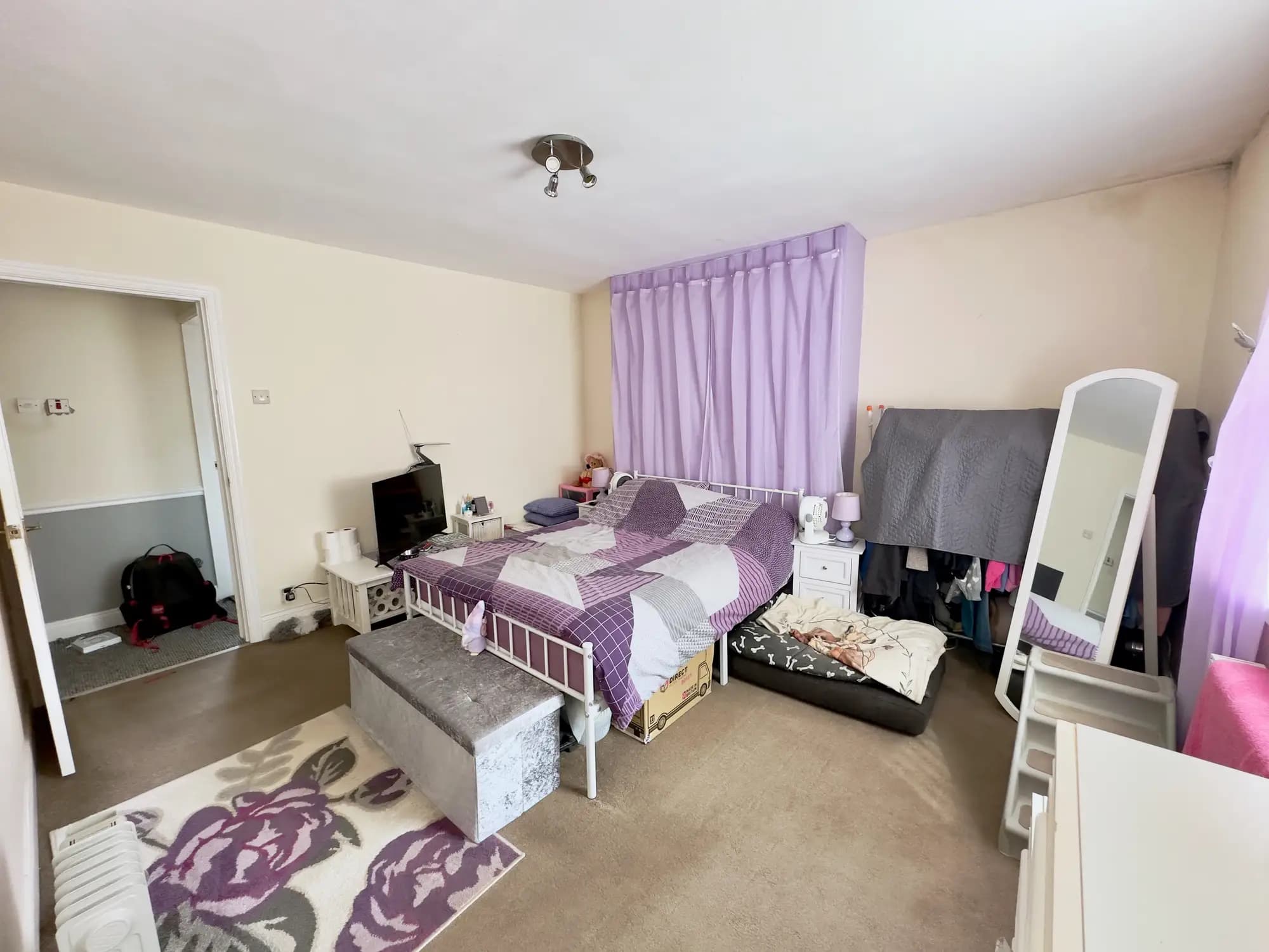 property photo 11 of 15