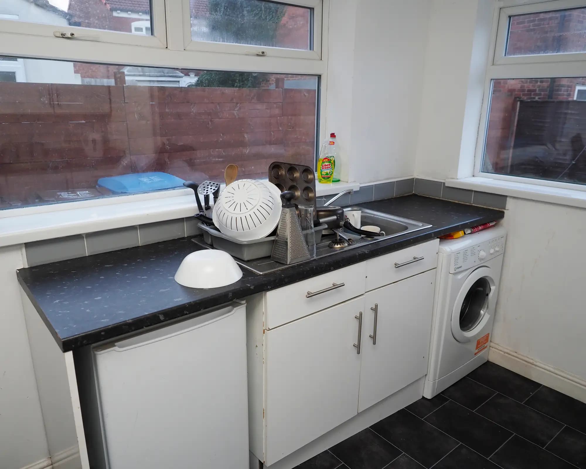 property photo 6 of 23