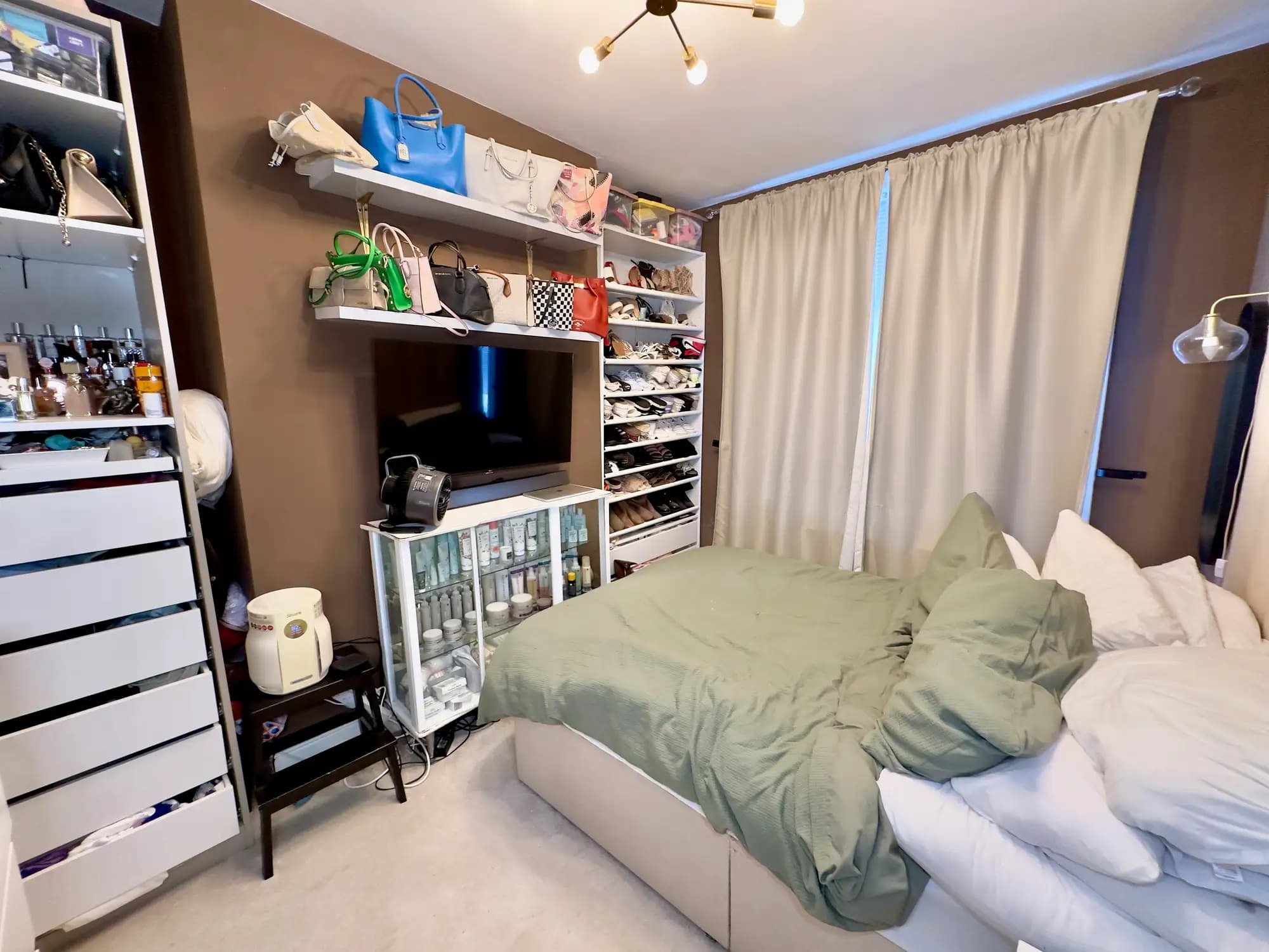 property photo 8 of 14